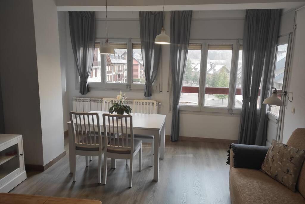 Bassiero Apartament Esterri D'Aneu Εξωτερικό φωτογραφία